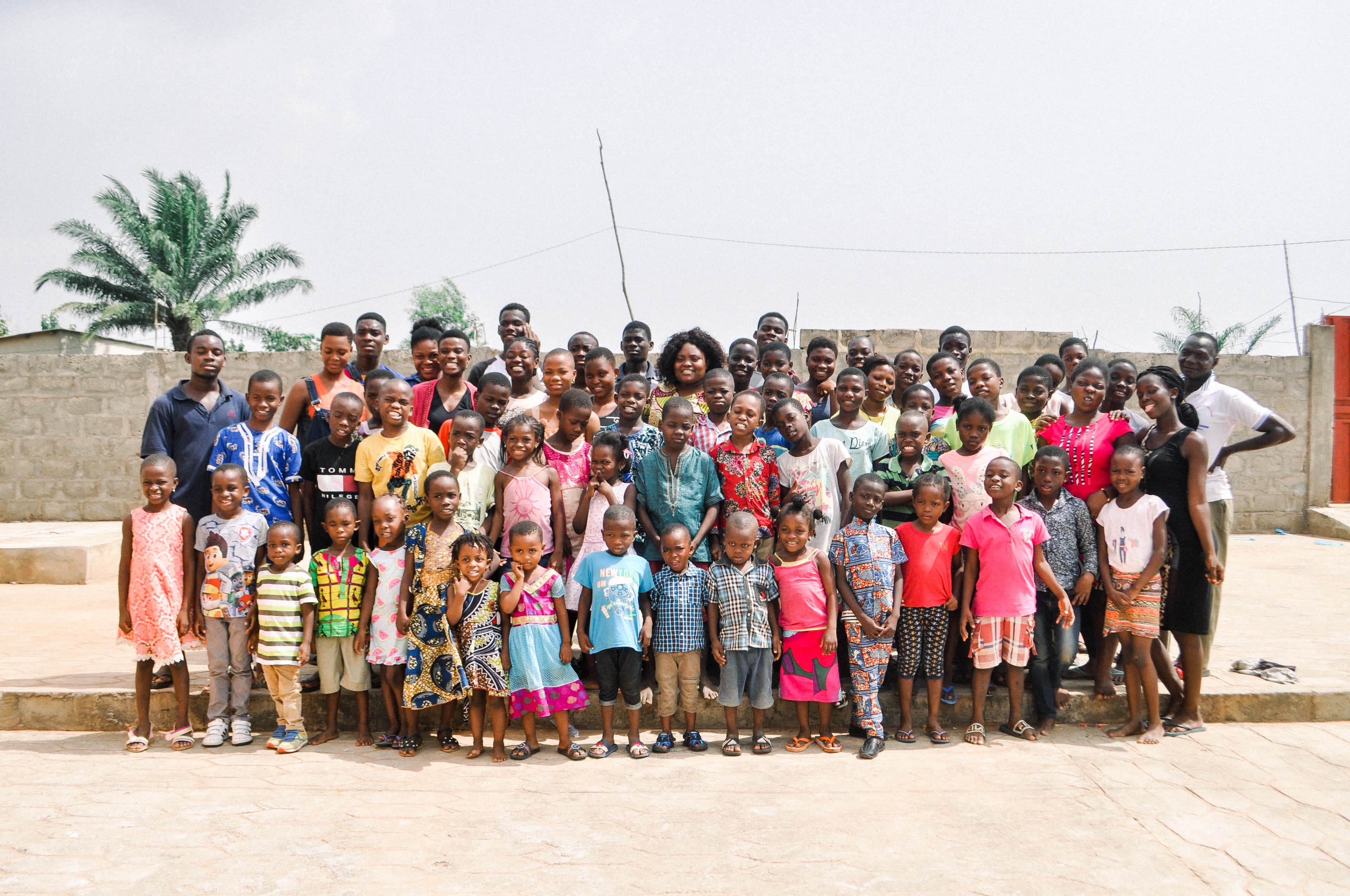 Children from the River of Life Foundation community